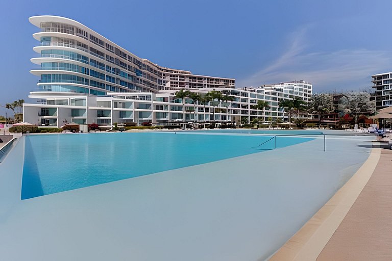 Aria Ocean 103 by Del Mar