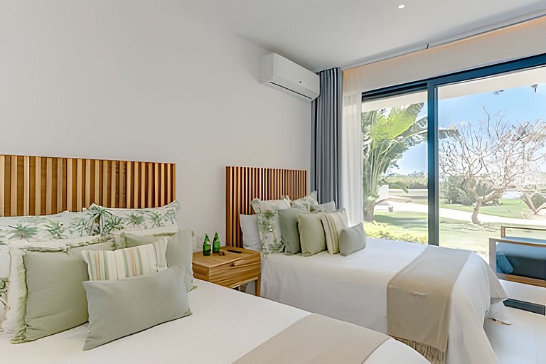 Aria Ocean 103 by Del Mar