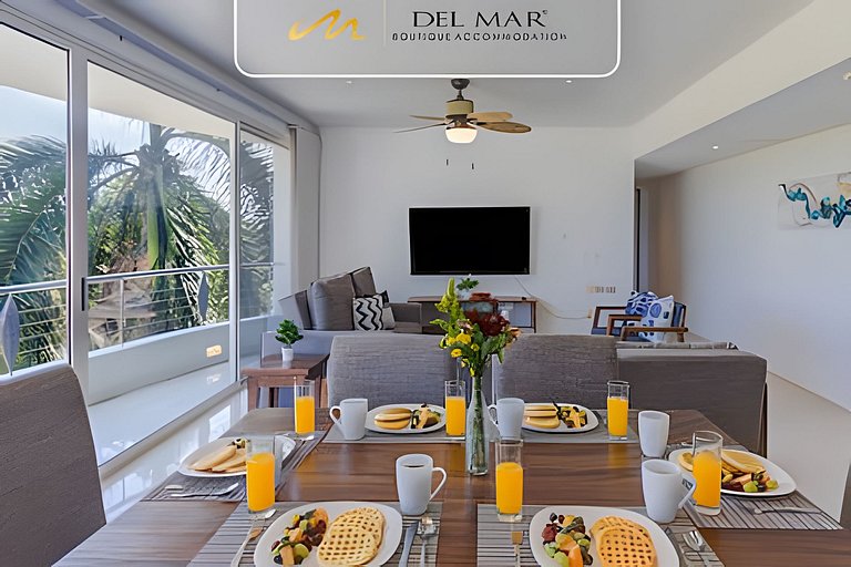 Nitta 301 by Del Mar