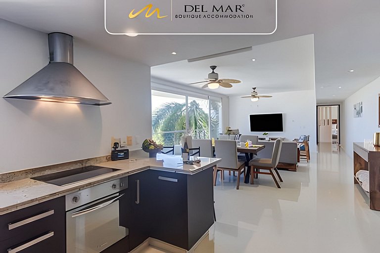 Nitta 301 by Del Mar