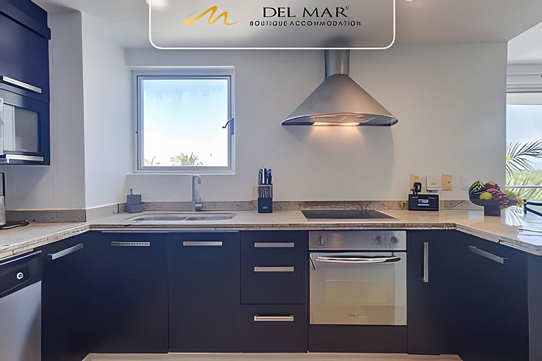Nitta 301 by Del Mar