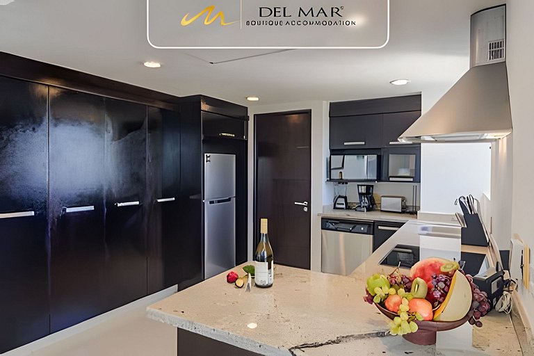 Nitta 301 by Del Mar