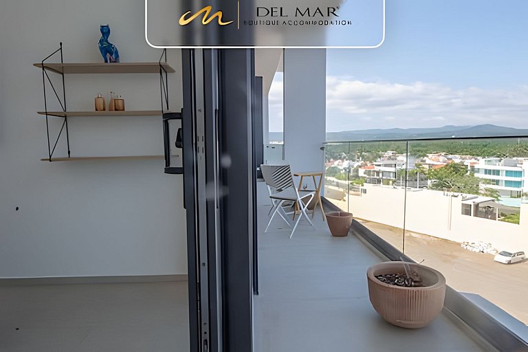 Aria Ocean 614 by Del Mar