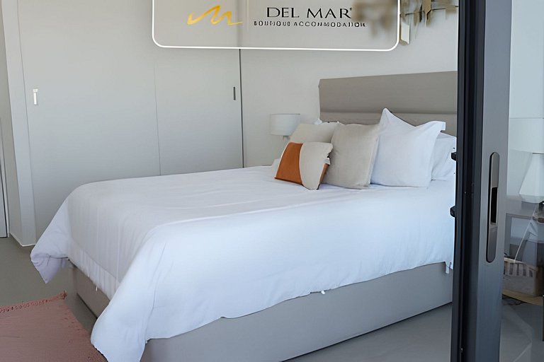 Aria Ocean 614 by Del Mar