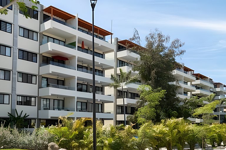 Puertarena C09 by Del Mar