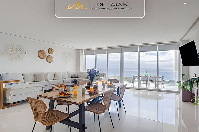 Bolongo 515 by Del Mar