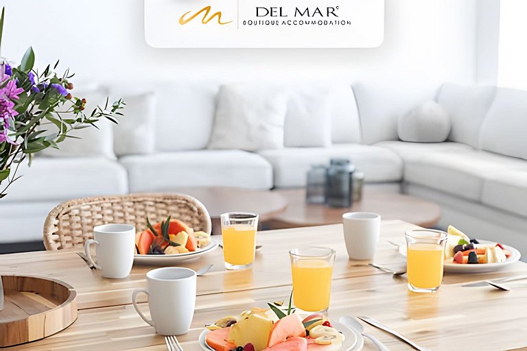 Bolongo 515 by Del Mar