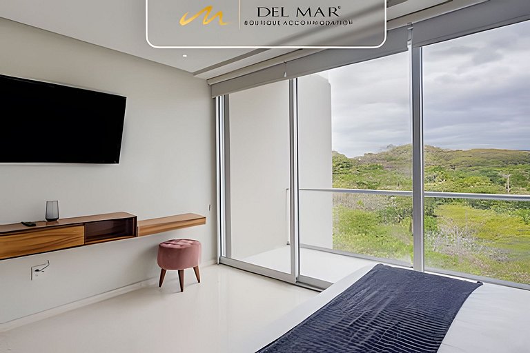 Bolongo 515 by Del Mar