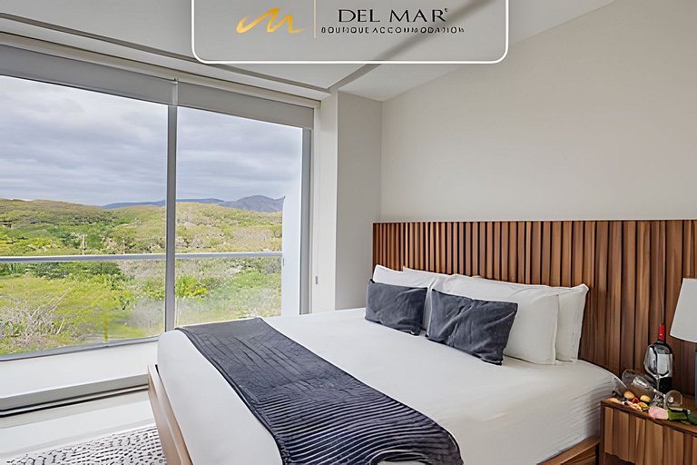 Bolongo 515 by Del Mar