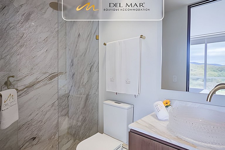 Bolongo 515 by Del Mar