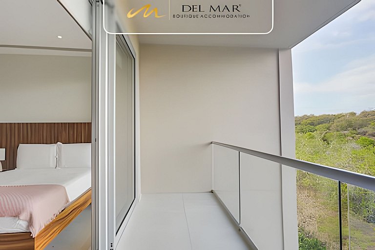Bolongo 515 by Del Mar