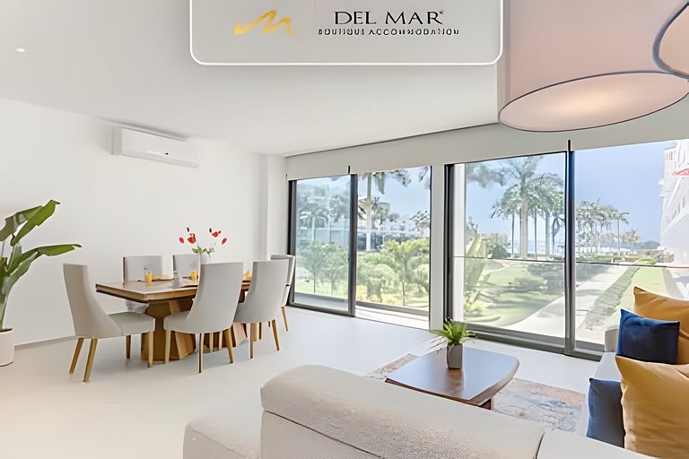 Aria 215 by Del Mar