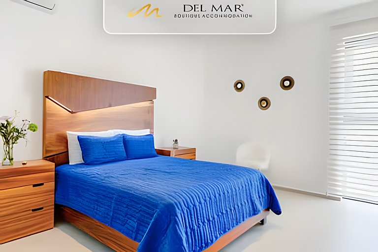Aria 215 by Del Mar