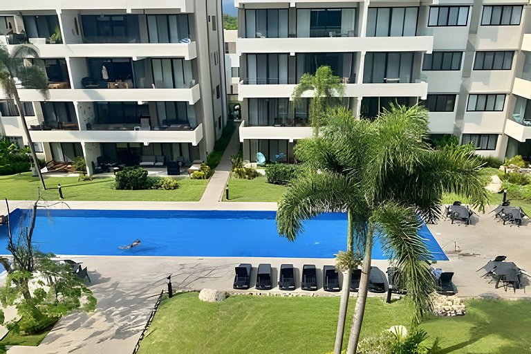 Puertarena C13 by Del Mar