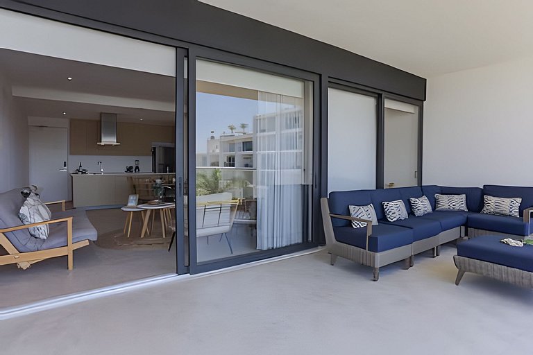 Aria Ocean 606 by Del Mar