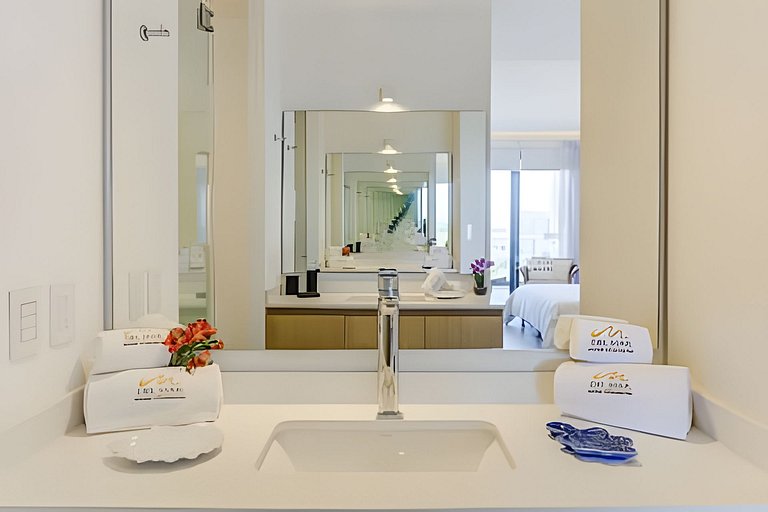 Aria Ocean 606 by Del Mar