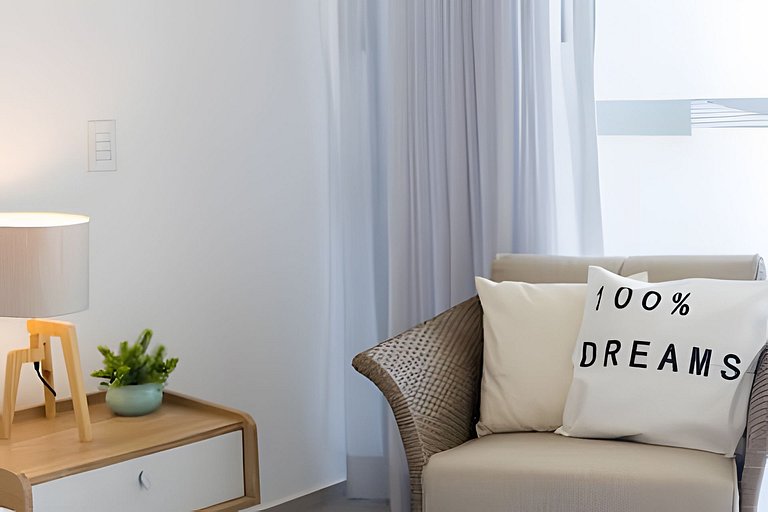 Aria Ocean 606 by Del Mar