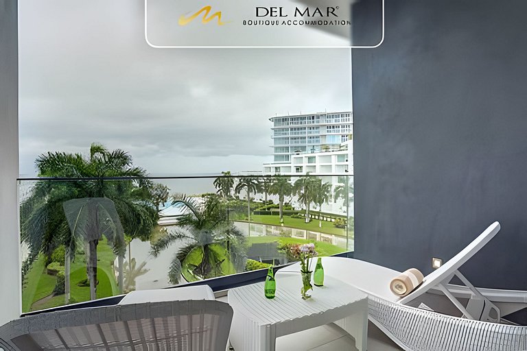 Aria Ocean 507 by Del Mar