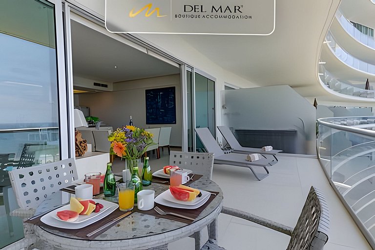 Peninsula 6G F1 by Del Mar