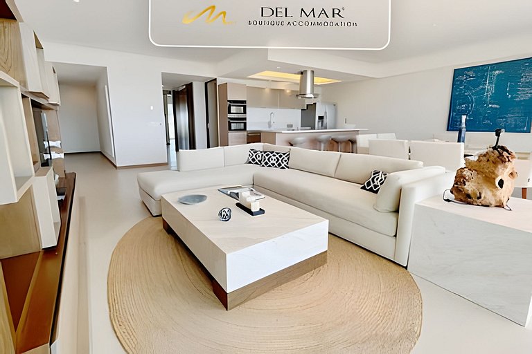 Peninsula 6G F1 by Del Mar