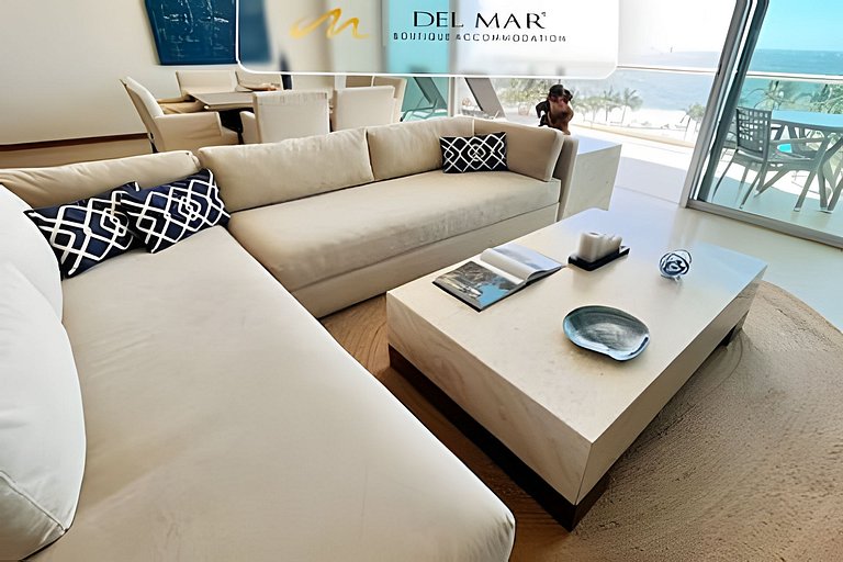 Peninsula 6G F1 by Del Mar