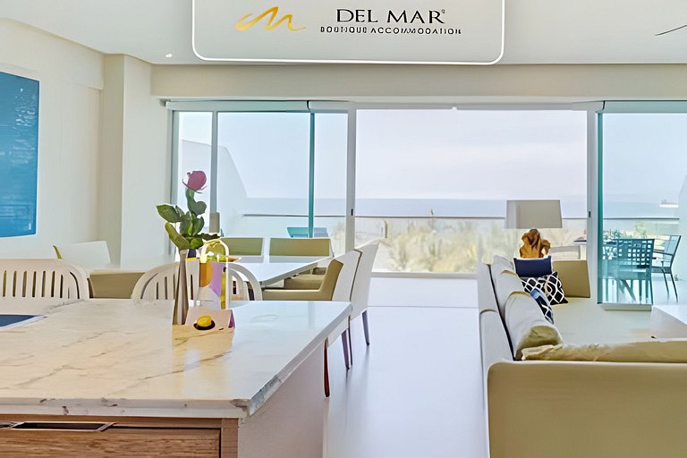 Peninsula 6G F1 by Del Mar