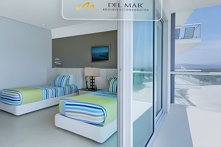 Peninsula 6G F1 by Del Mar