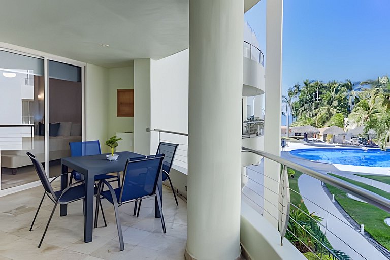 Nitta Condo 109 by Del Mar