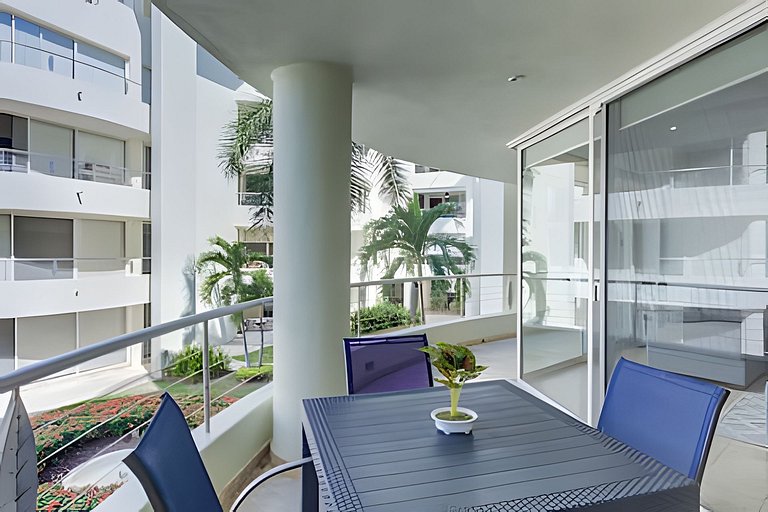 Nitta Condo 109 by Del Mar