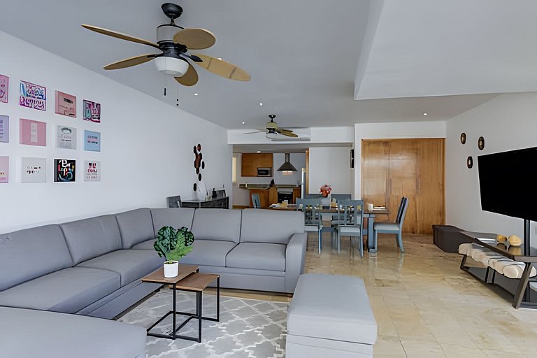 Nitta Condo 109 by Del Mar
