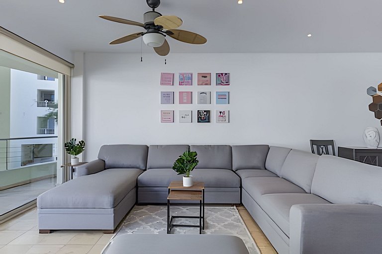 Nitta Condo 109 by Del Mar
