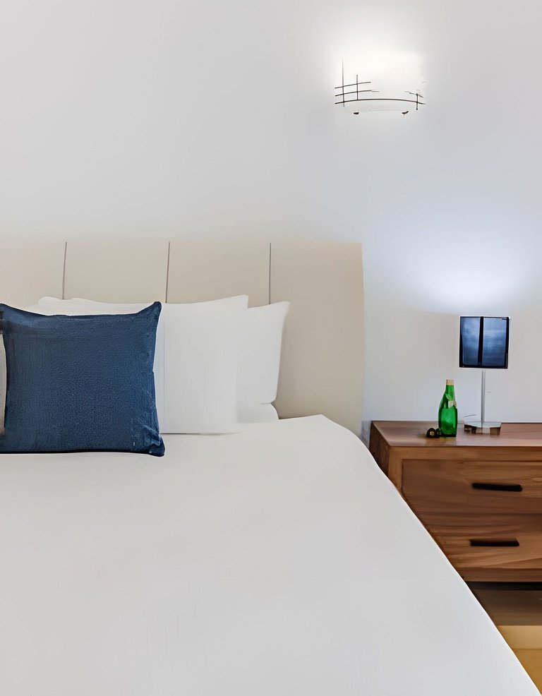 Nitta Condo 109 by Del Mar