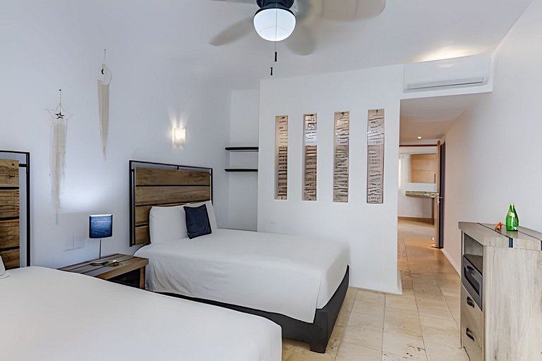 Nitta Condo 109 by Del Mar