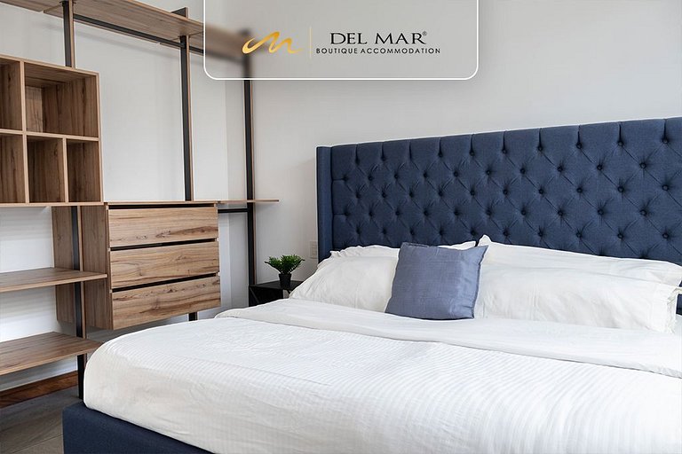 Santa Fe 5 by Del Mar