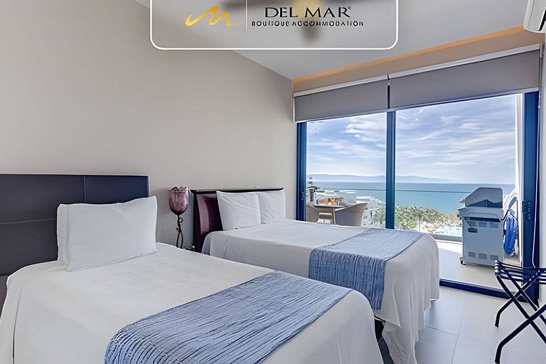 Aria 805 Del Mar by Del Mar