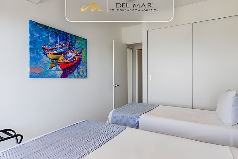 Aria 805 Del Mar by Del Mar