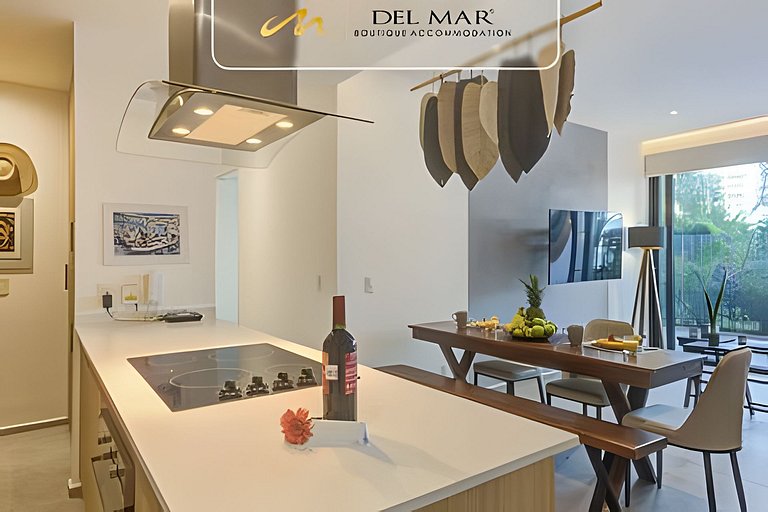 Aria Ocean 110 by Del Mar