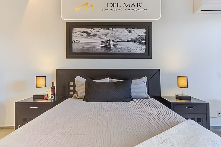 Aria Ocean 110 by Del Mar