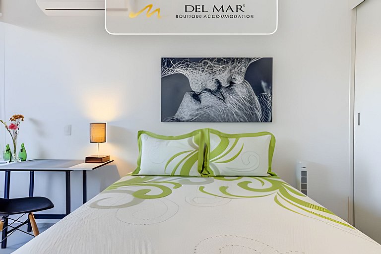 Aria Ocean 110 by Del Mar