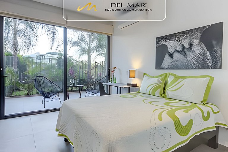 Aria Ocean 110 by Del Mar