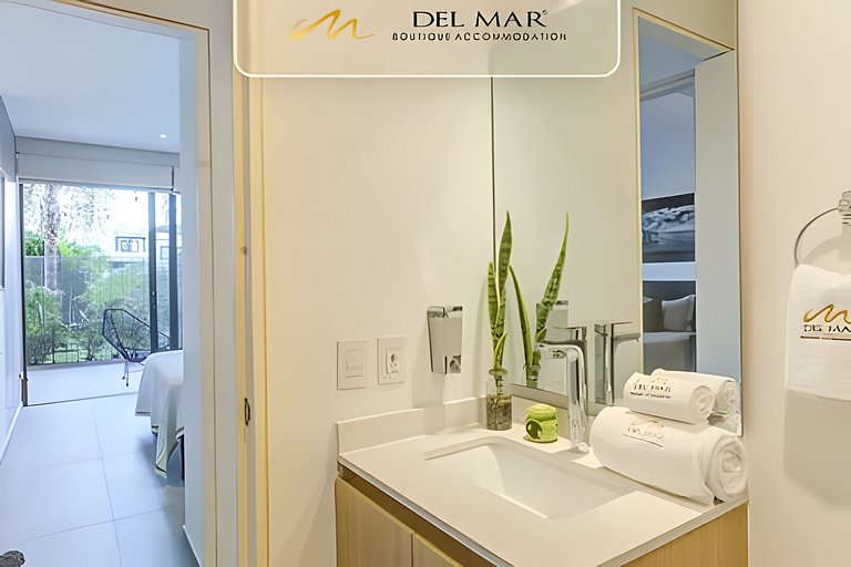 Aria Ocean 110 by Del Mar