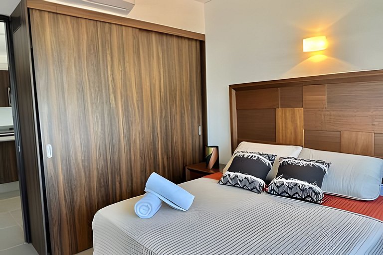 Puertarena I24 by Del Mar