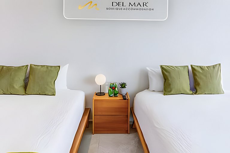 Aria PH 1001 by Del Mar