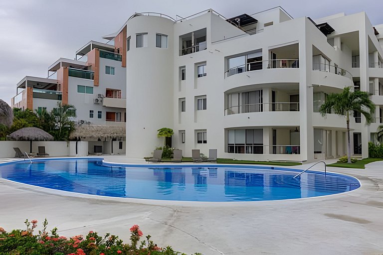 Nitta Condo 108 by Del Mar