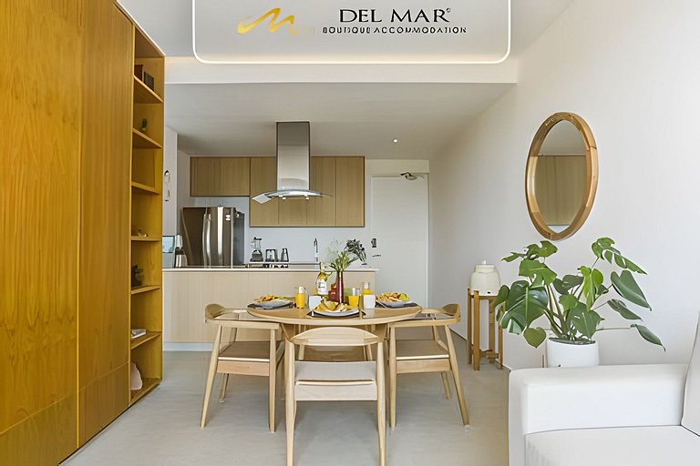 Aria 709 Del Mar by Del Mar